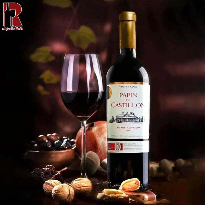 Rượu Papin De Castillon phù hợp ăn kèm các món đậm vị hoặc phô mai