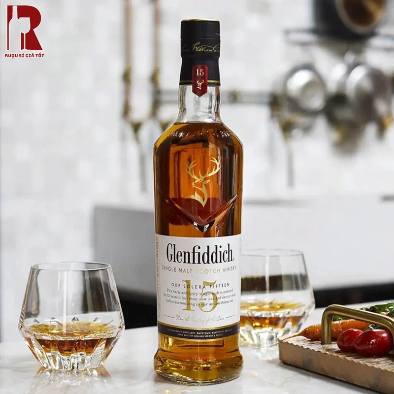 Rượu Glenfiddich 15 Năm có quy trình sản xuất phức tạp nhằm đem đến vị rượu tốt nhất