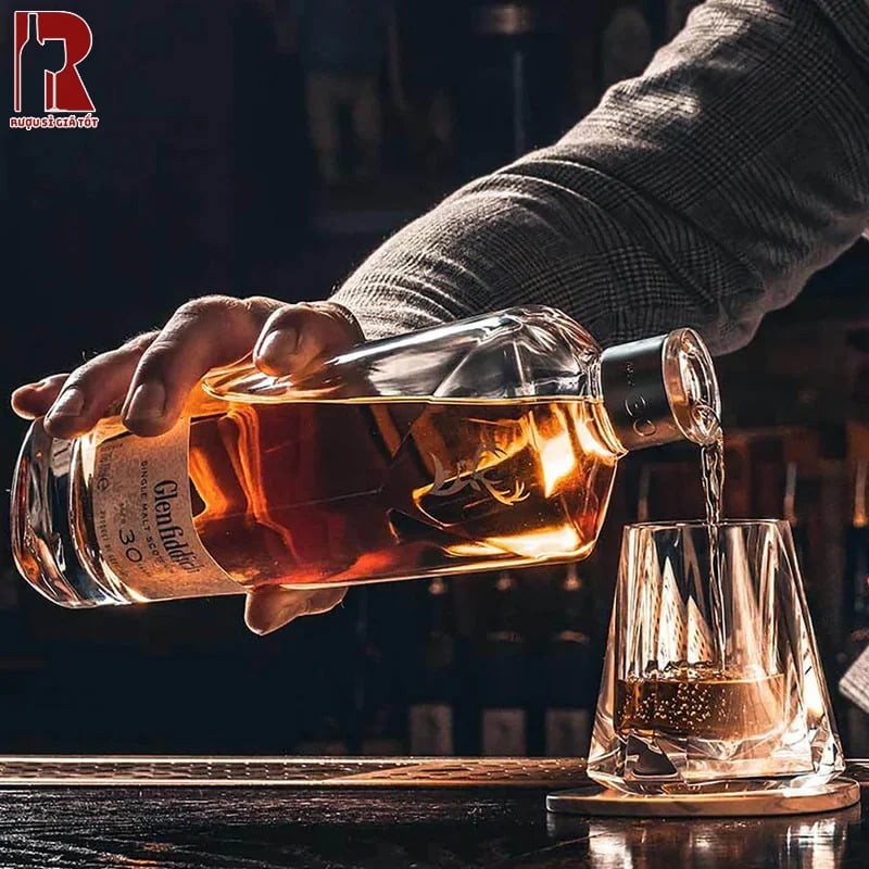 Rượu Glenfiddich 30 Năm là một trong những chai whisky được yêu thích nhất của hãng The Glenfiddich