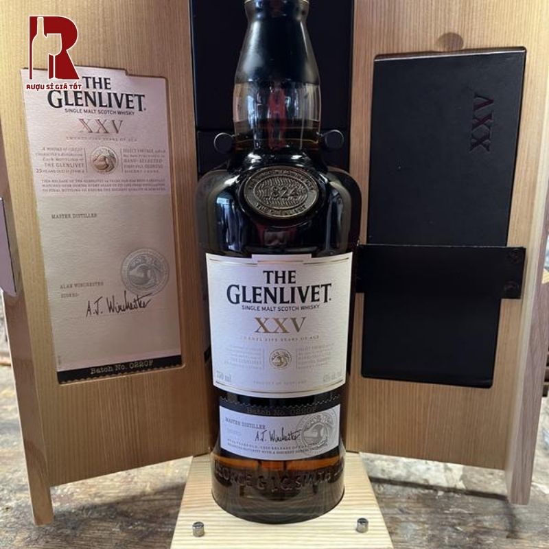 Glenlivet 25 Năm