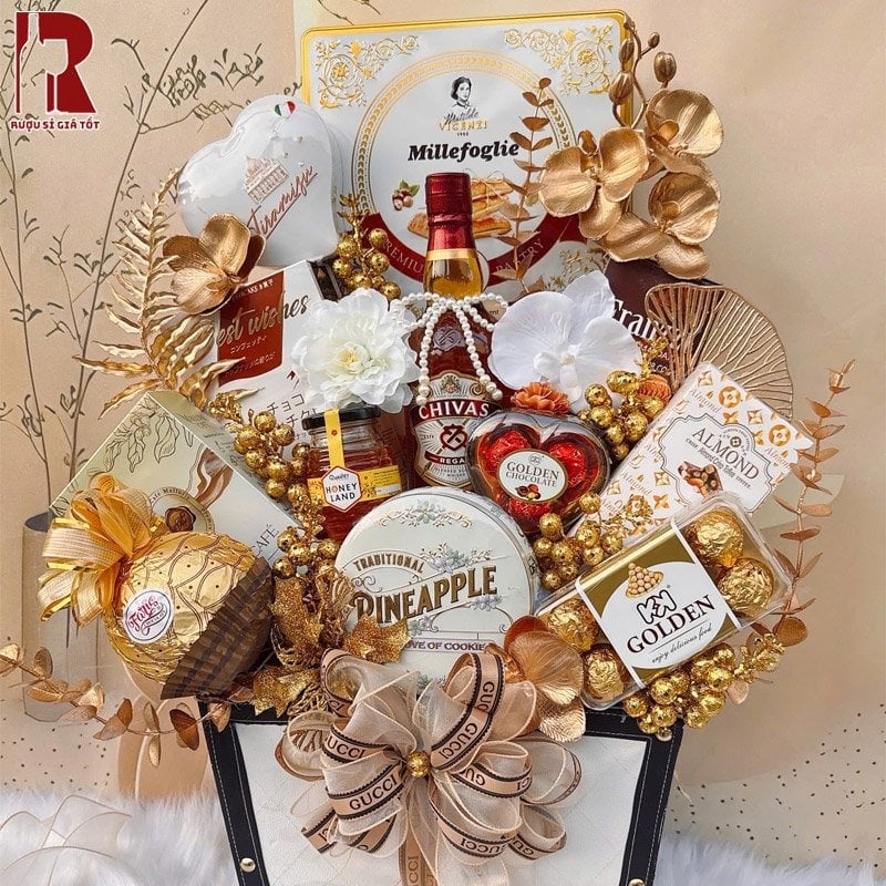 Hộp quà rượu mạnh Chivas tết