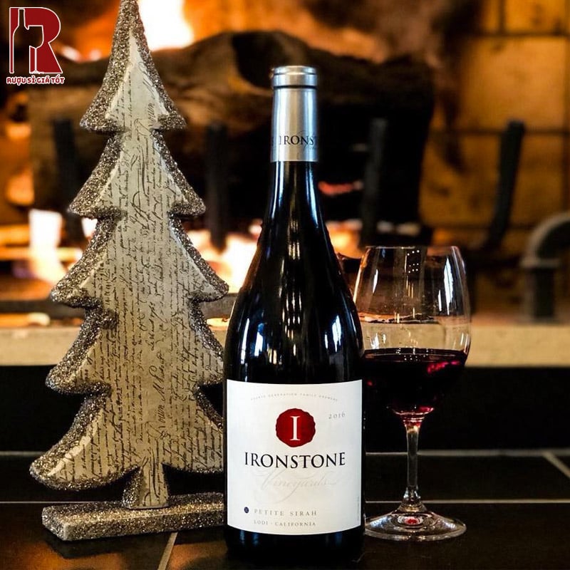 Quy Trình Hương Vị Đặc Trưng Của Ironstone Lodi Petite Shiraz