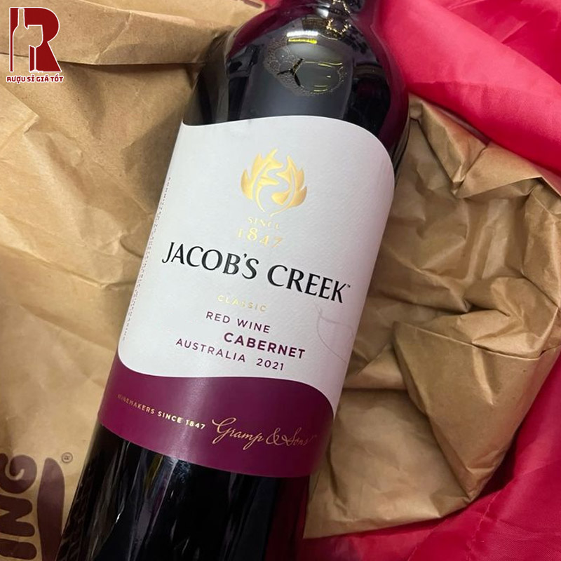 Quy trình sản xuất các chai Jacob’s Creek Classic Cabernet Sauvignon nghiêm ngặt nhằm đem đến chất lượng tốt nhất
