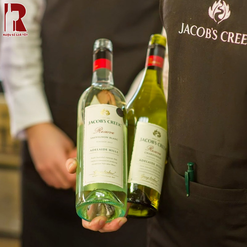 Jacob's Creek Reserve Adelaide Hills Chardonnay với vị rượu chất lượng đã dành được nhiều giải thưởng danh giá