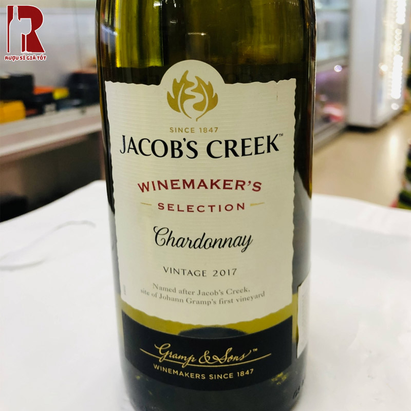 Jacob's Creek Classic Pinot Noir mang dấu ấn hương vị thanh lịch và nhẹ nhàng
