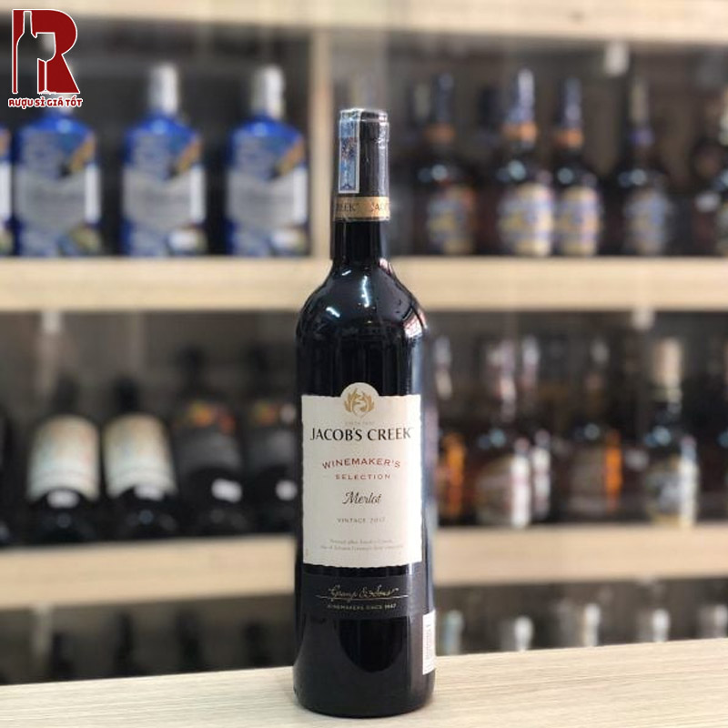 Jacob’s Creek Winemaker’s Merlot có vị rượu mượt mà và dễ uống