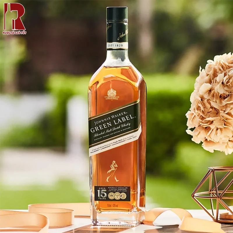 Johnnie Walker Green Label nổi tiếng với vị rượu tinh tế và cân bằng hoàn hảo