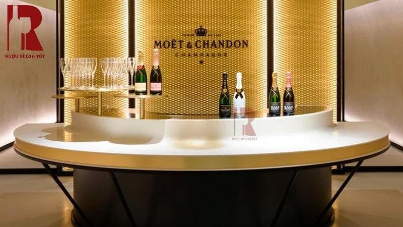 Sâm panh Moet Chandon nhập khẩu chính hãng