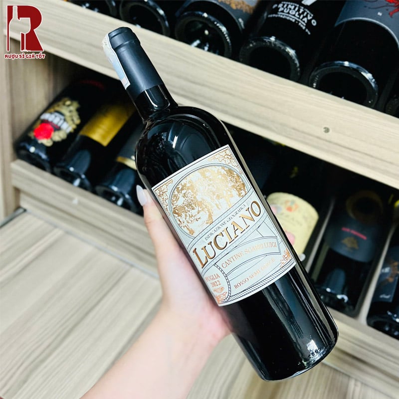 Hương Vị Rượu Luciano Rosso Semi Dolce Puglia Có Gì Đặc Biệt?