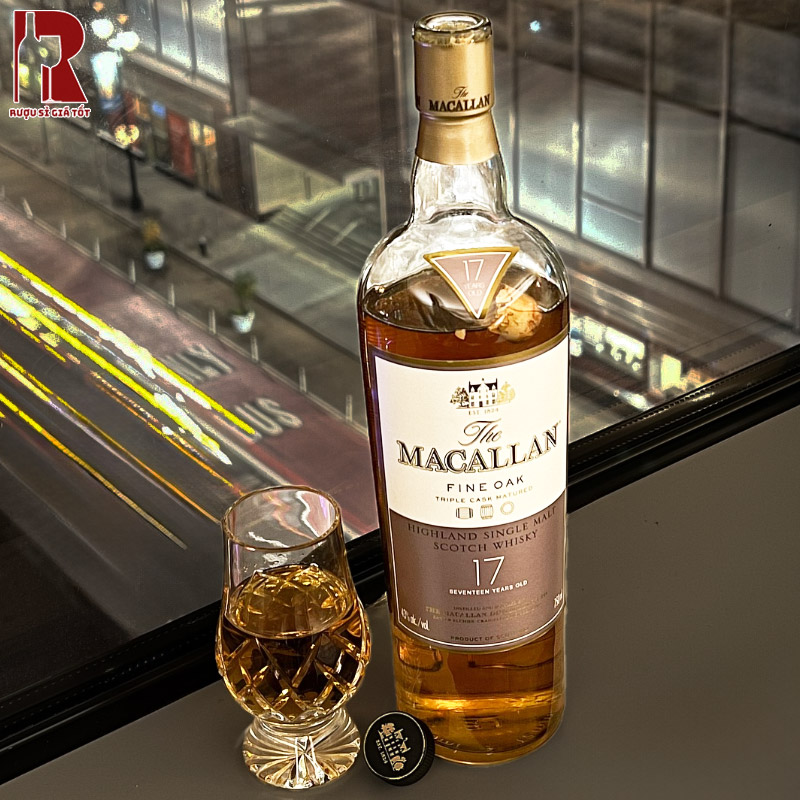 Rượu Macallan 17 Fine Oak
