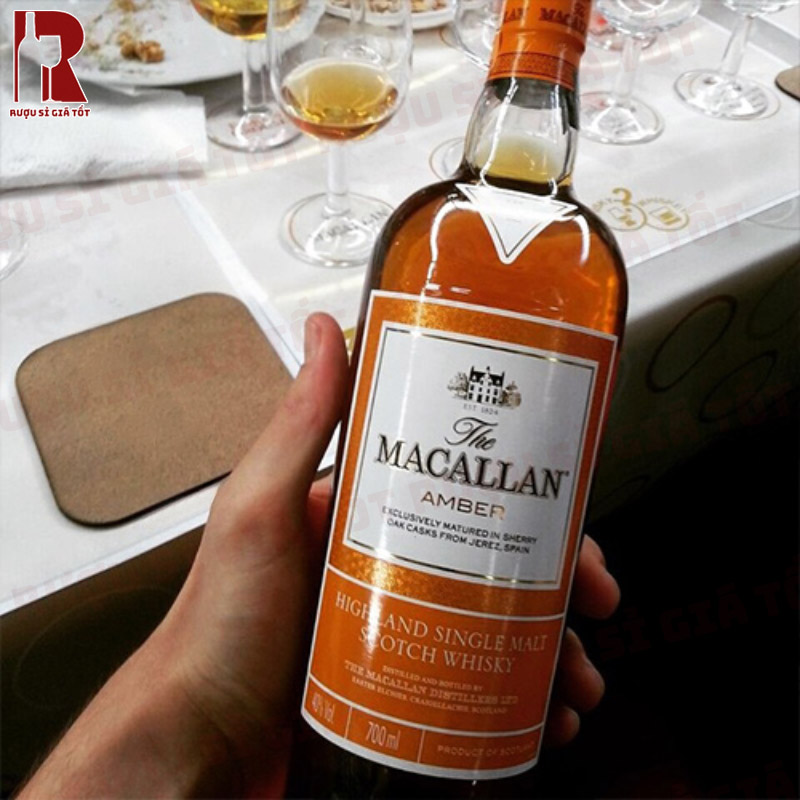 Hướng dẫn uống whisky Macallan Amber chuẩn vị