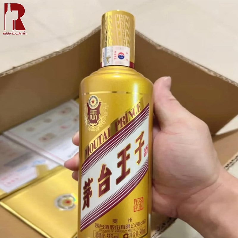 Cách Thưởng Thức Và Kết Hợp Món Ăn Với Mao Đài Hoàng Tử Vàng