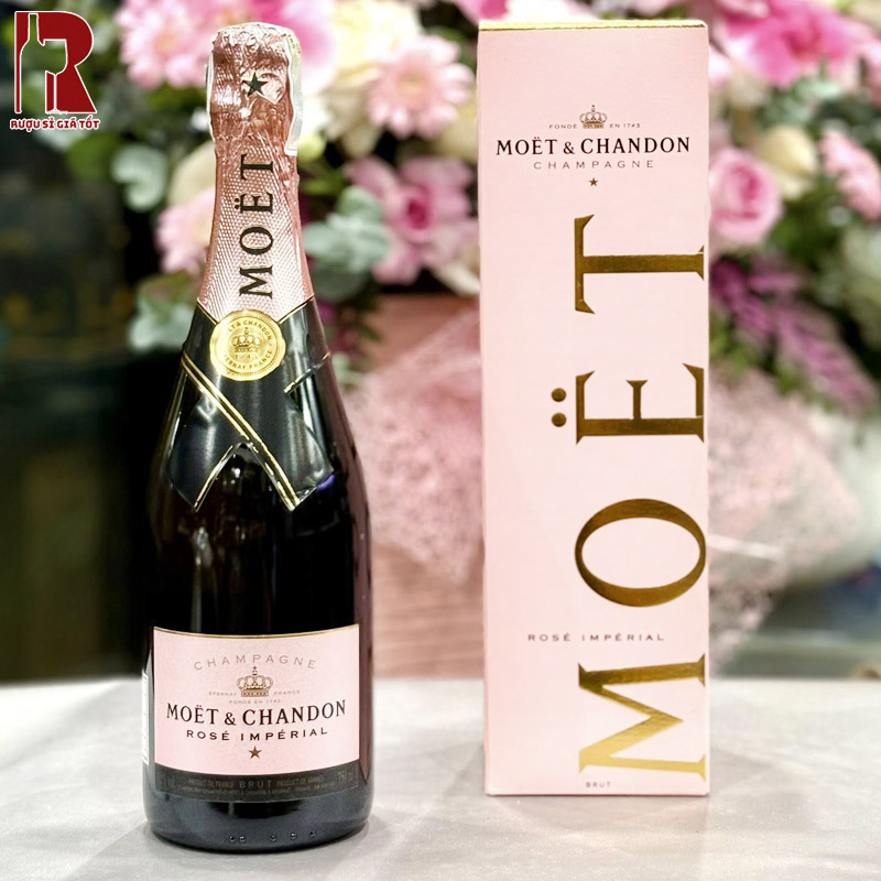 Tỉ Lệ Pha Trộn Tinh Tế Của Moet & Chandon Rose Imperial