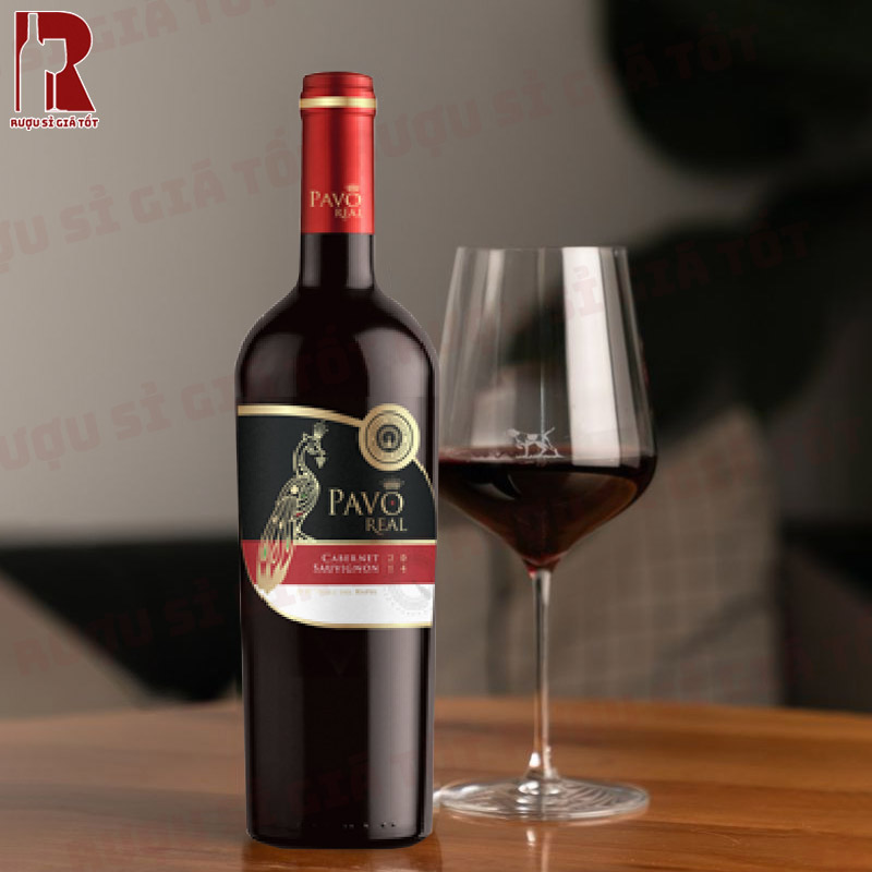 Vang Pavo Real Cabernet Sauvignon sở hữu chất lượng ổn định và vị rượu đậm chất Central Valley