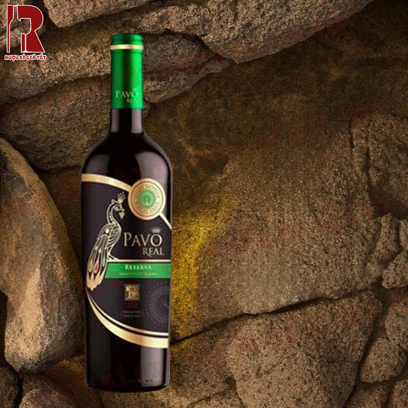 Pavo Real Sauvignon Blanc Reserva là lựa chọn hoàn hảo để đi kèm với các món hải sản, các món ít gia vị