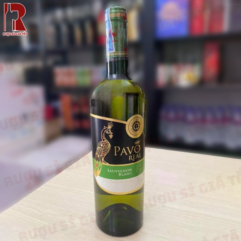 Các bước sản xuất tỉ mỉ của chai vang Pavo Real Sauvignon Blanc Varietals