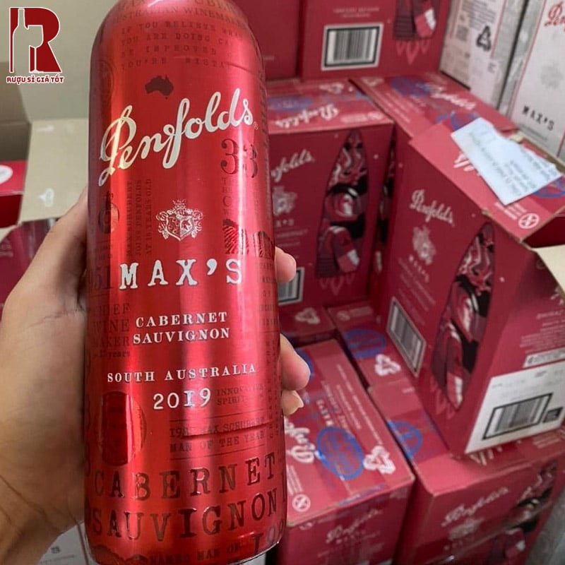 Chai Penfolds Max’s Cabernet Sauvignon đem đến vị rượu đậm đà và cá tính