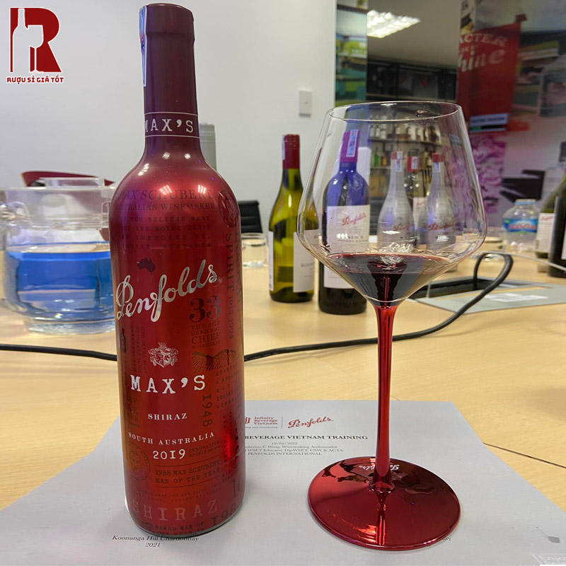 Penfolds Max’s Shiraz nổi bật với chiều sâu hương vị và cấu trúc tinh tế
