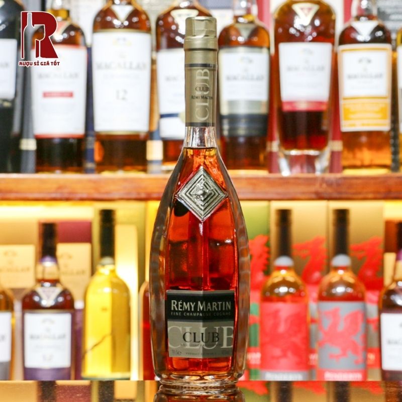 Remy Martin Club đem đến cảm giác đẳng cấp, sang trọng và lịch lãm