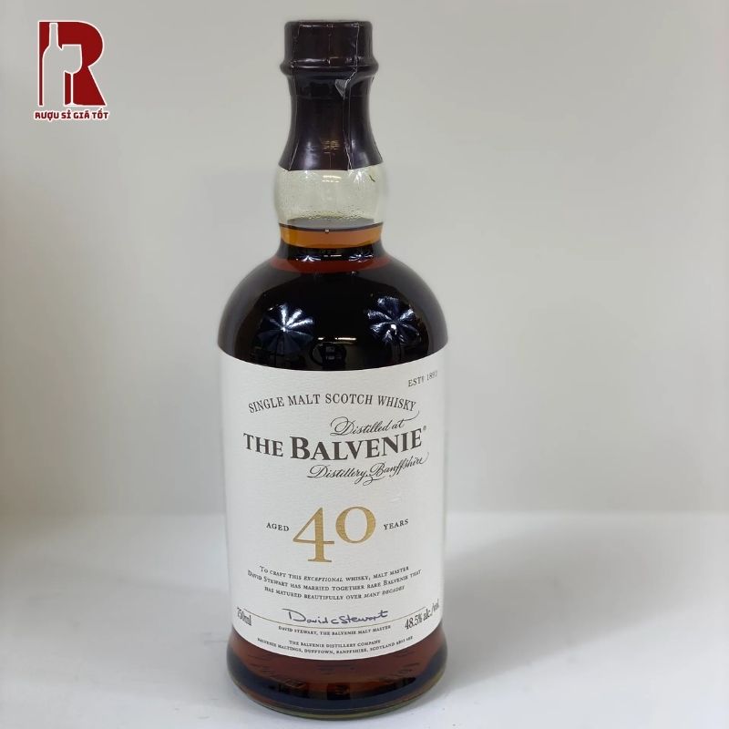 Qúy khách nên uống Balvenie 40 Năm nguyên chất để tận hưởng trọn vẹn hương vị của rượu