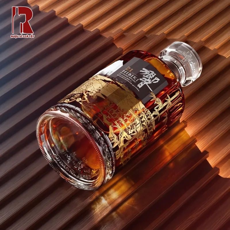 Hương vị đa tầng và mùi hương phong phú của whisky Hibiki 21 Limited