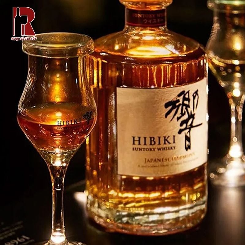 Sản phẩm Hibiki Harmony sẽ đem đến hương vị nhẹ nhàng và đầy sâu lắng