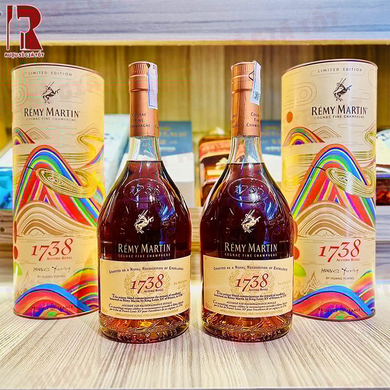 Hộp Quà Tết Rượu Remy Martin 1738 Accord Royal giá bao nhiêu?
