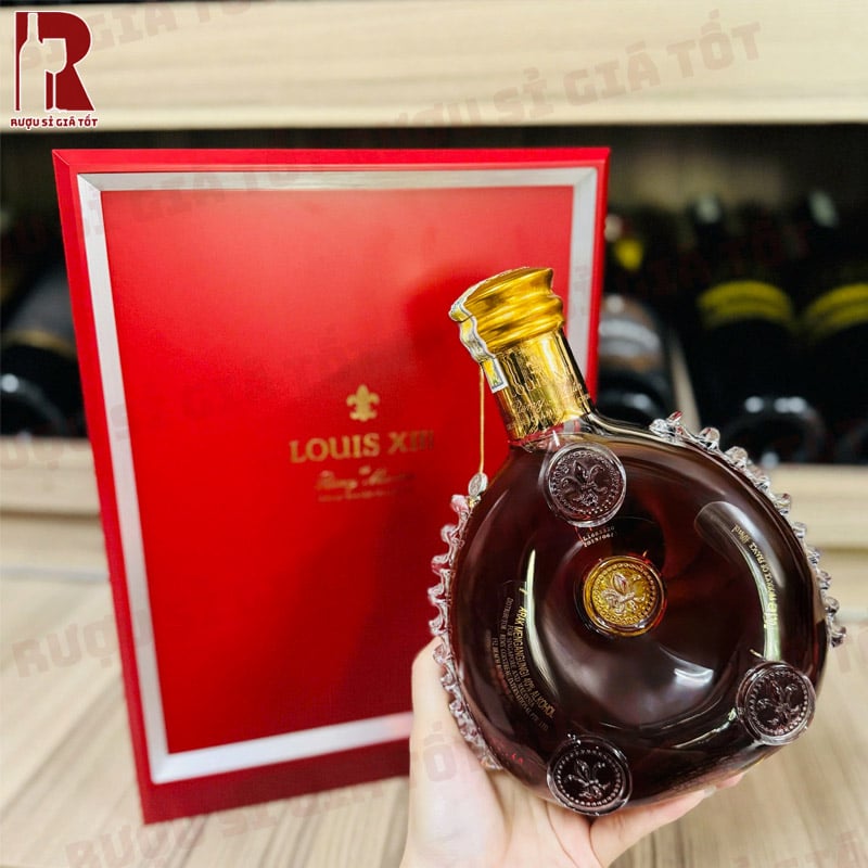 Ăn Gì Khi Uống Remy Martin Louis XIII?