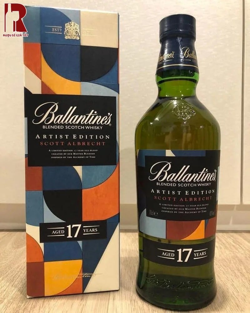 Rượu Ballantine's 17 Artist Limited Edition là chai rượu phiên bản giới hạn với vẻ ngoài vô cùng tinh xảo và đậm chất nghệ thuật