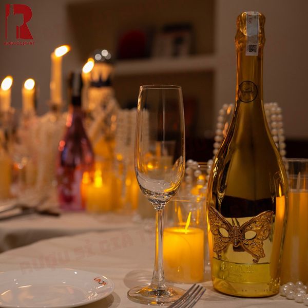 Rượu Champagne Louis Le Vau khai tiệc