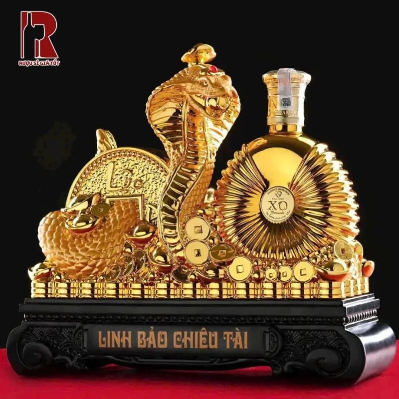 Rượu rắn Linh Bảo Chiêu Tài Gold mang ý nghĩa xua đuổi tà khí và thu hút tài lộc