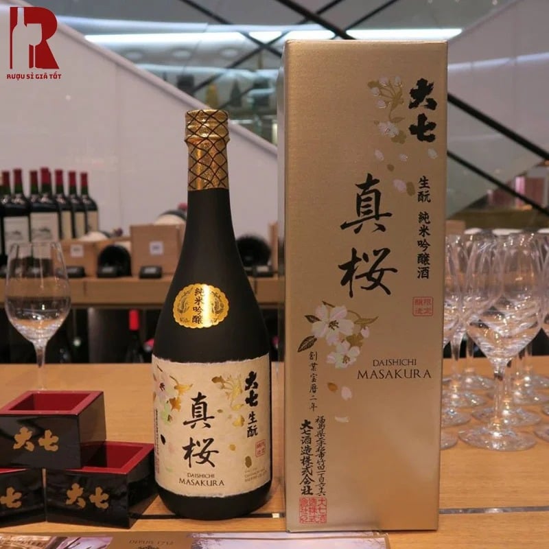 Chai Daishichi Masakura là chai sake cao cấp và danh tiếng bậc nhất Nhật Bản