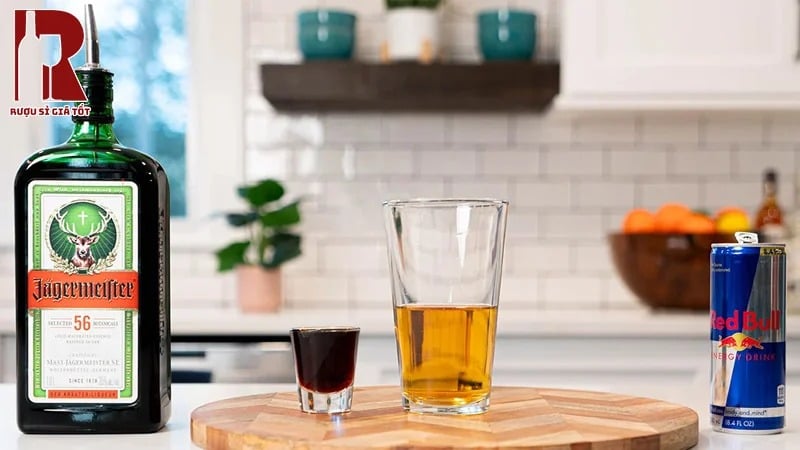 Các cách thưởng thức rượu thảo mộc Jagermeister phù hợp nhất