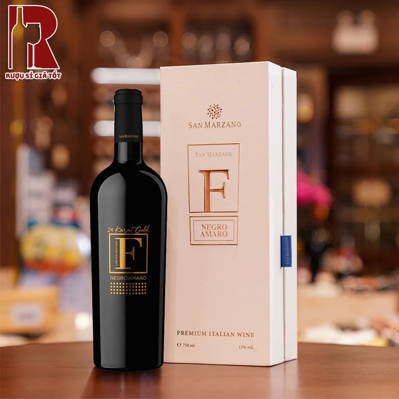 Rượu vang F 24Karat Gold Limited Edition sang trọng từ vẻ bề ngoài đến mùi hương bên trong