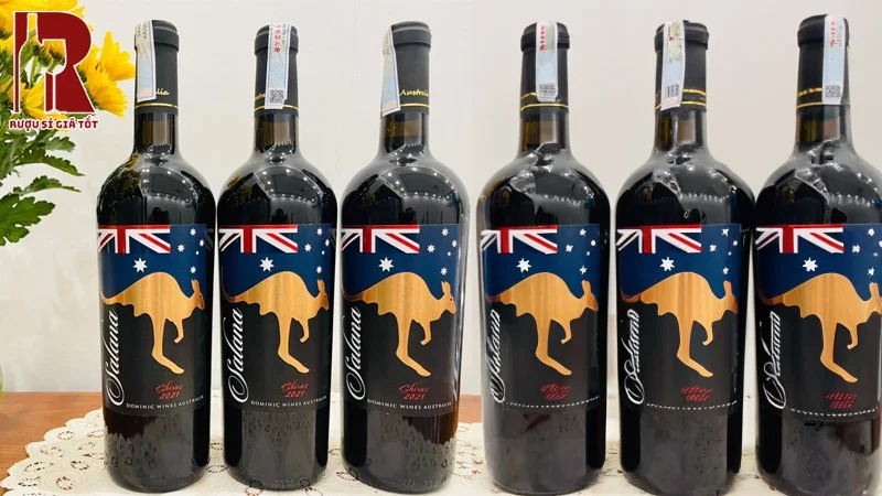 Rượu vang đỏ Salana Shiraz sở hữu hương thơm dịu dàng và vị chát mượt mà