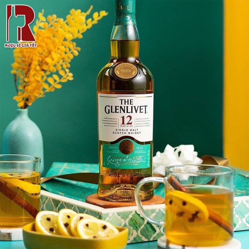 Giá rượu whisky Glenlivet 12 năm bao nhiêu