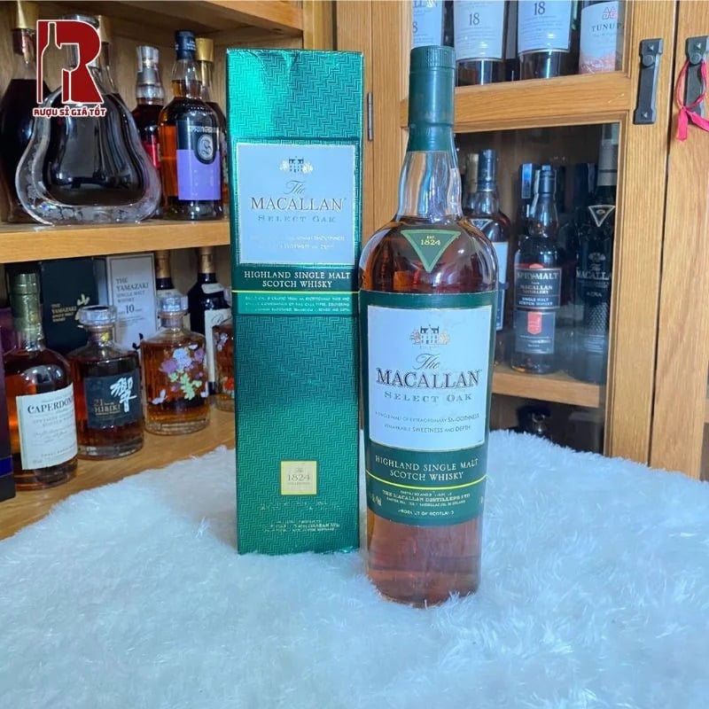Macallan 1824 Select Oak được ủ trong 3 loại thùng gỗ sồi cao cấp, mang đến sự phức hợp và chiều sâu cho vị rượu