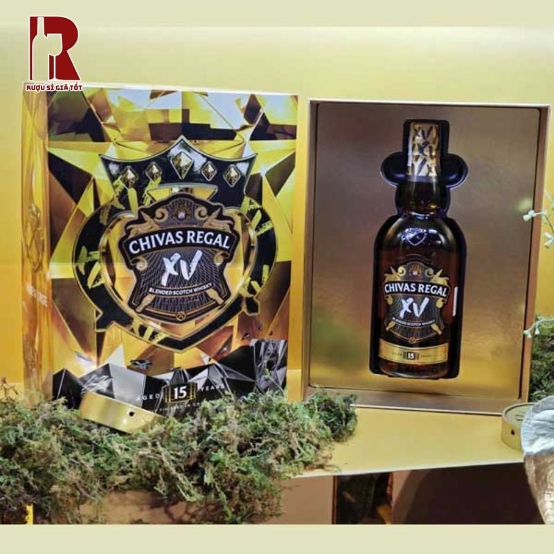 Chivas Regal XV không chỉ mang đến hương vị phong phú, mà còn là biểu tượng cho sự thịnh vượng