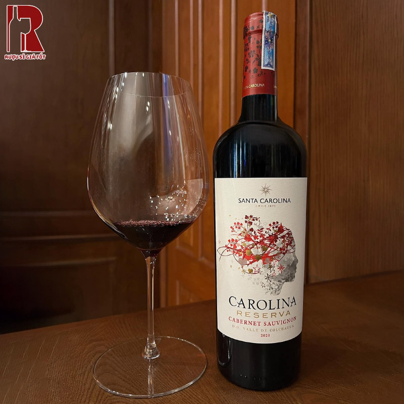 Vang đỏ Chile Santa Carolina Reserva Cabernet Sauvignon tinh tế, sắc nét