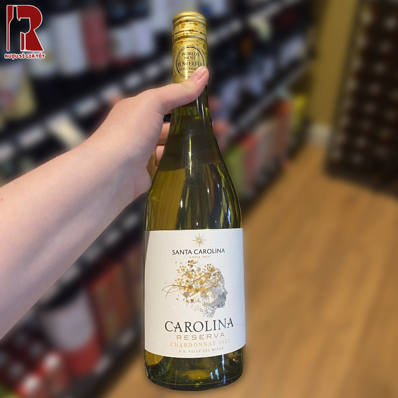 Vang Chile Trắng Santa Carolina Reserva Chardonnay với vị rượu nhẹ nhàng êm ái