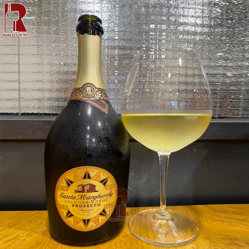 Santa Margherita Prosecco Superiore di Valdobbiadene phù hợp với các món ăn hải sản hoặc các món ít gia vị