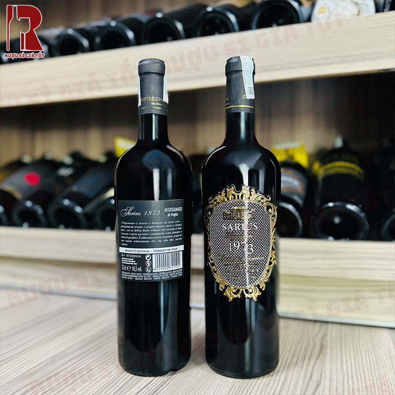 Rượu vang Ý đỏ Sarius 1973 Negroamaro giá tốt