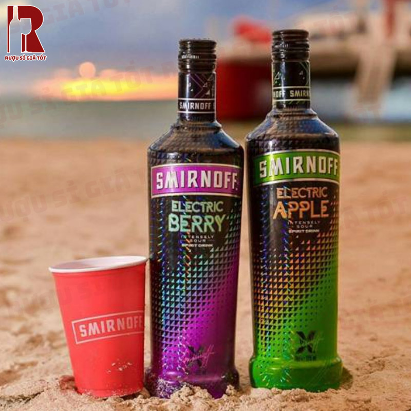 Rượu vodka Smirnoff Electric Berry giá bao nhiêu?