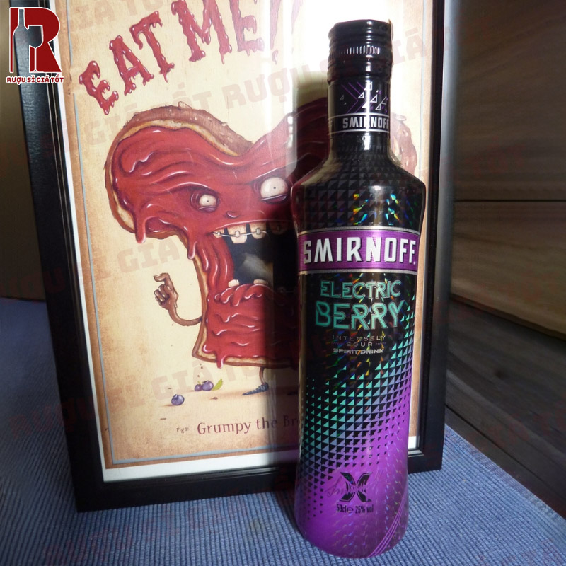 Mua vodka pha chế cocktails Smirnoff Electric Berry giá rẻ