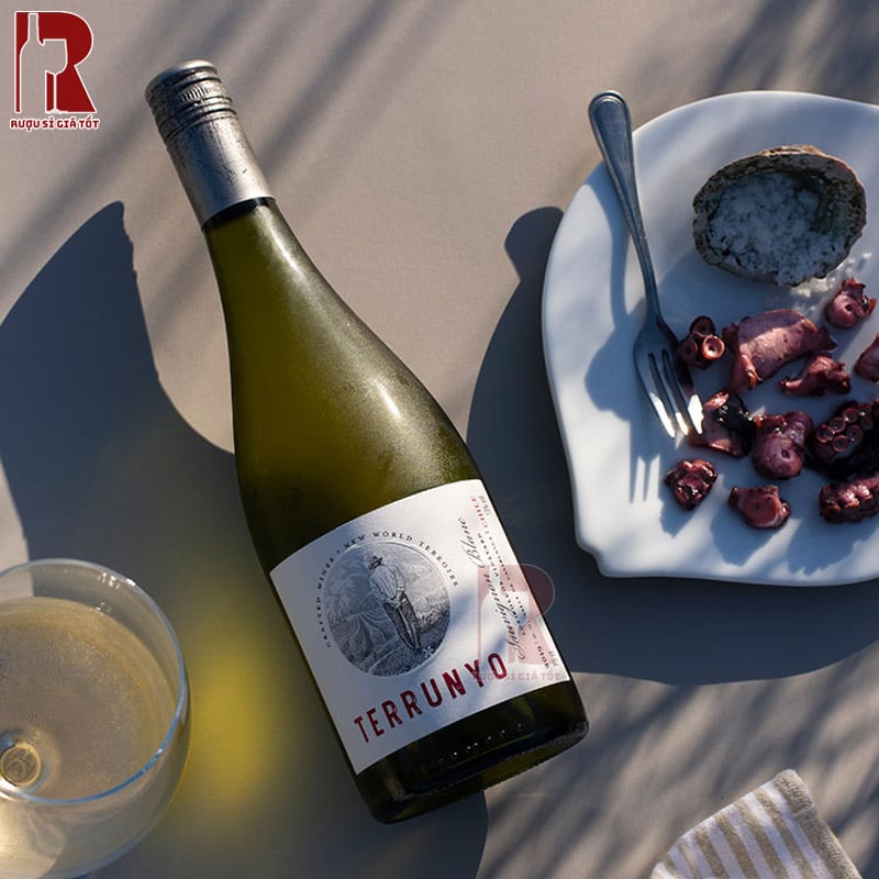 Quy trình sản xuất rượu Terrunyo Los Boldos Vineyard Sauvignon Blanc phức tạp