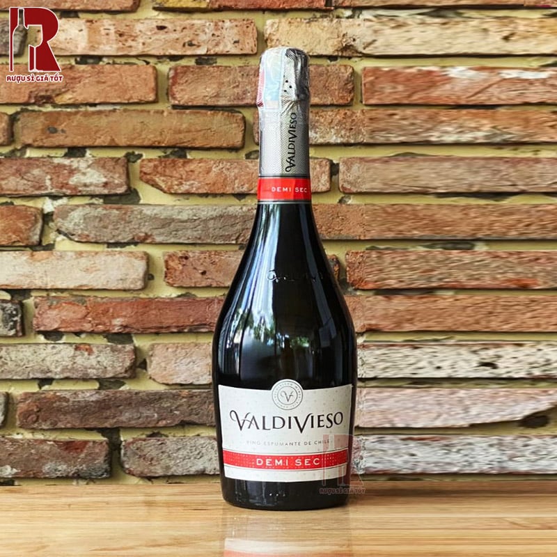 Di sản của hãng Valdivieso được đưa vào từng chai Sparkling Demi Sec