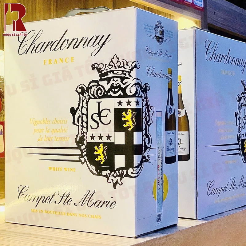 Rượu vang bịch Campet Ste Marie Chardonnay 3L mang đến hương thơm phức hợp của táo xanh và lê chín cùng vị chua nhẹ