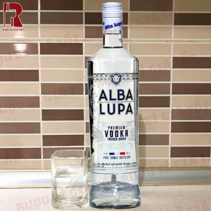 Hương Vị Tinh Tế, Đậm Chất Pháp Của Vodka Alba Lupa