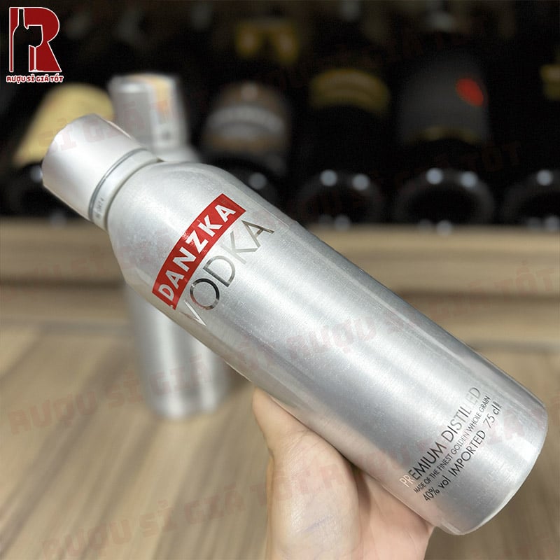 Nguyên Liệu Làm Nên Vodka Danzka