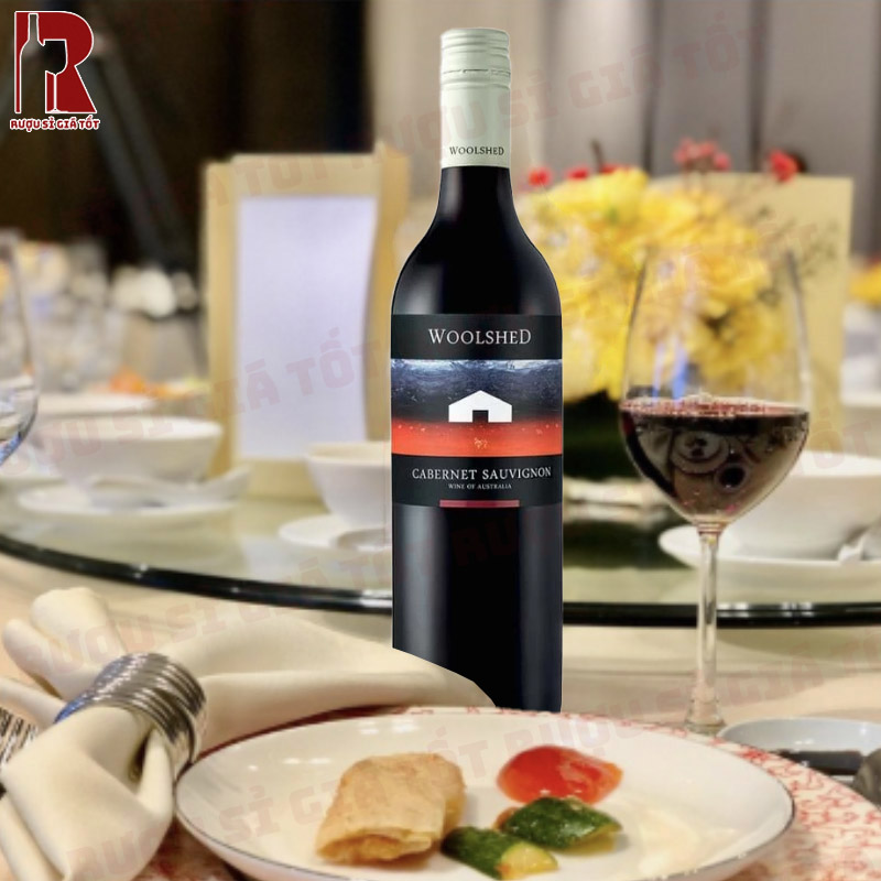 Woolshed Cabernet Sauvignon mang theo hương thơm quyến rũ và cấu trúc rượu chắc chắn